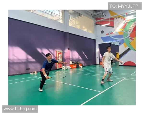 成都羽毛球队在世界锦标赛中的意识表现与战术分析探讨